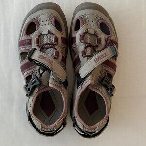 Teva Omnium Hybrid Hiking Water Shoe - EUC Size 8.5